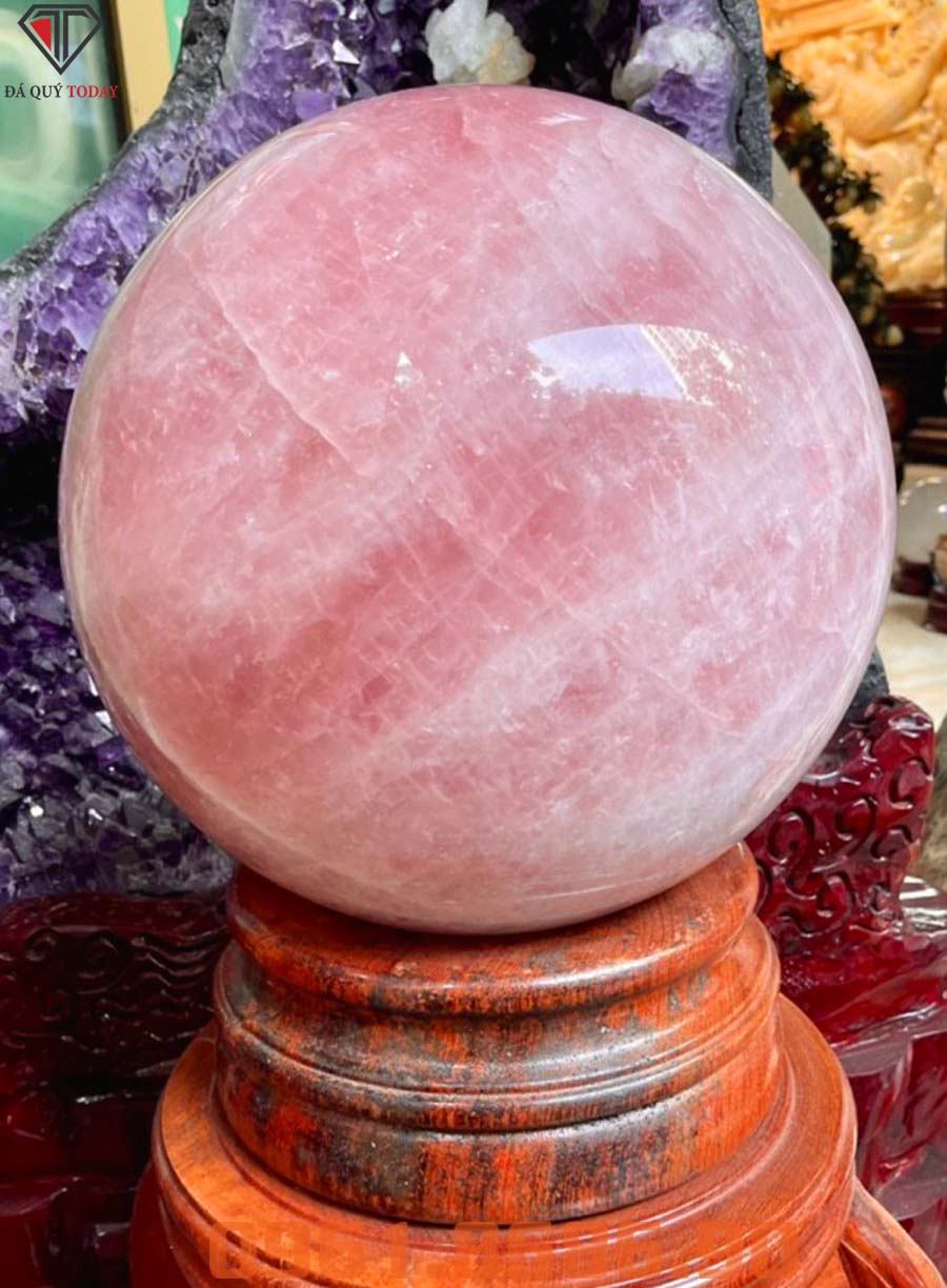 Quả cầu đá thạch anh hồng 90kg